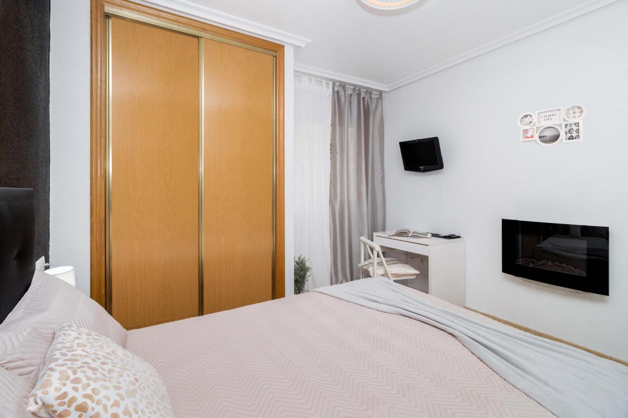 Relax Apartment Torrevieja Exterior photo