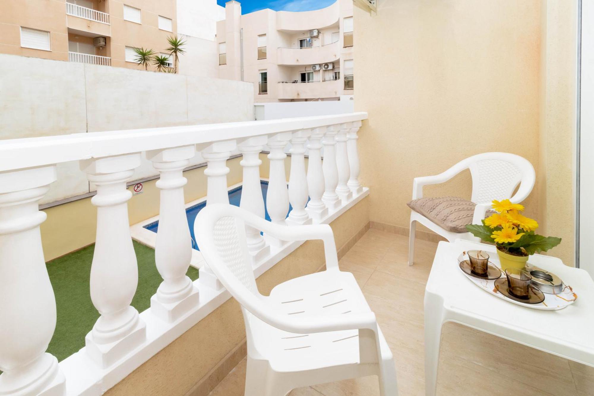 Relax Apartment Torrevieja Exterior photo